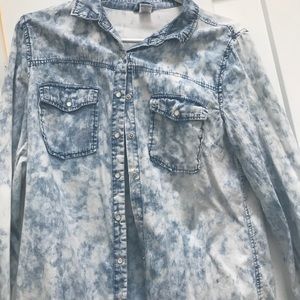 Tie dye denim shirt in L